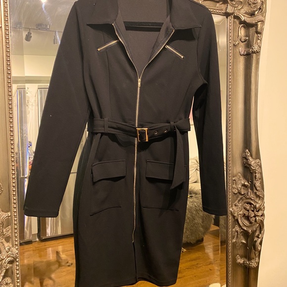 Black Mid-Length Dress With Gold Zipper - Picture 1 of 2